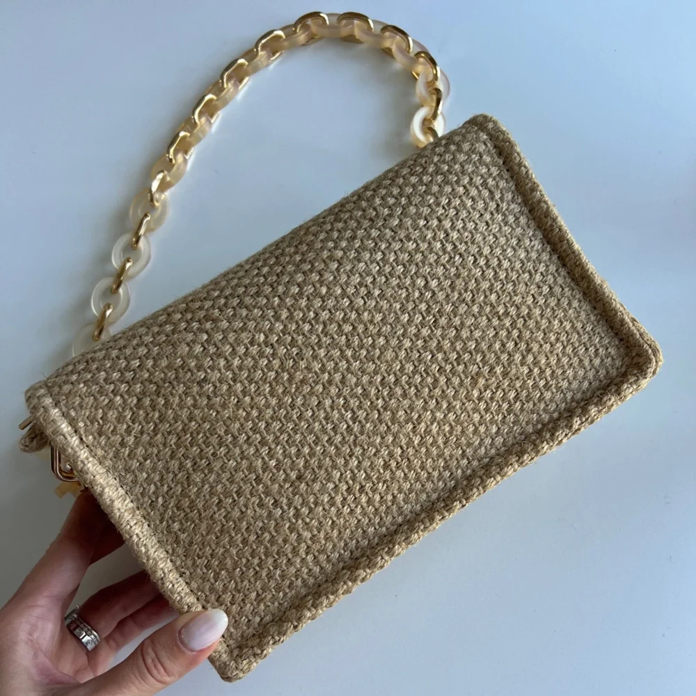 Dior Beige Woven Shoulder Bag with Acrylic Chain - Picture 5 of 16